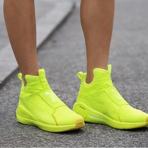 New, Never worn Puma Women's Bright Yellow Sneakers l Size 9